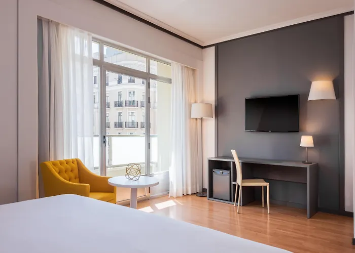 Madrid Plaza De EspañaAlbergo